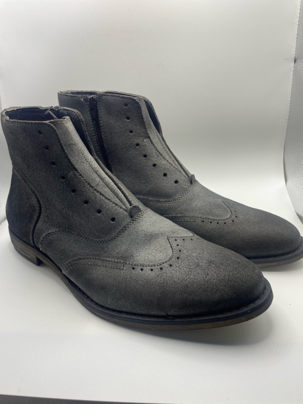 Stacy Adams Men's Gray Suede Wingtip Boots